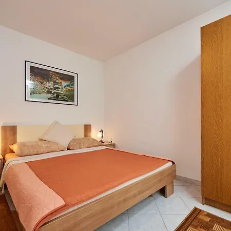Gagula Appartement *